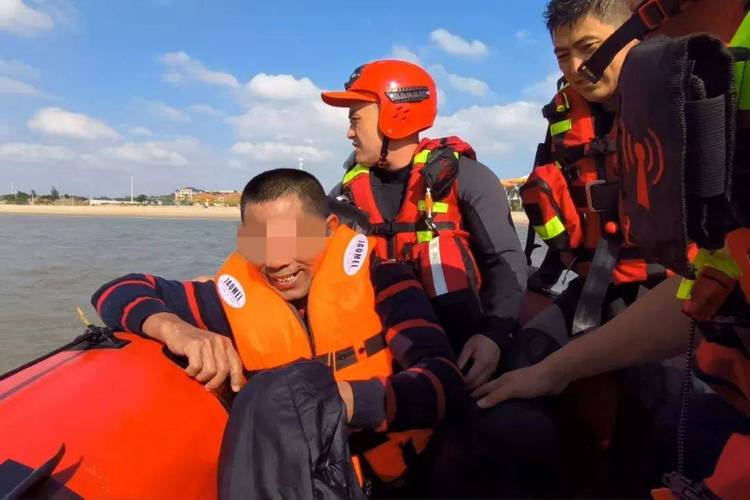 今晚开特马+开奖结果91和男子海上漂流7小时与男子海上漂流7小时视频
