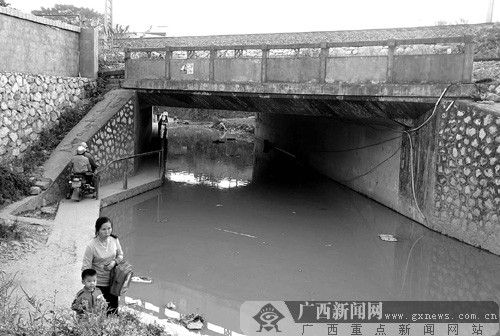 新澳今天晚上9点30分开门吗香港和四川铁路桥发生垮塌与四川铁路桥发生垮塌事故
